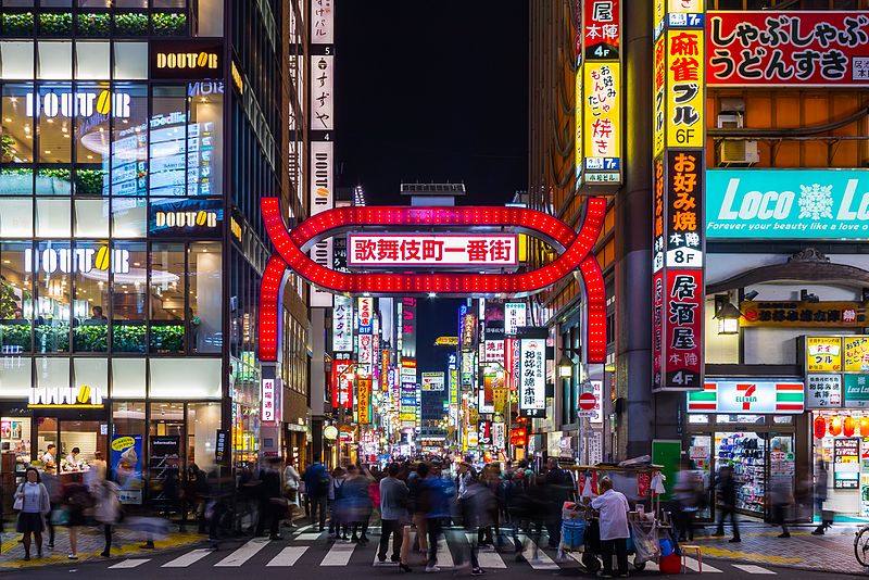 Night at Kabukichô district