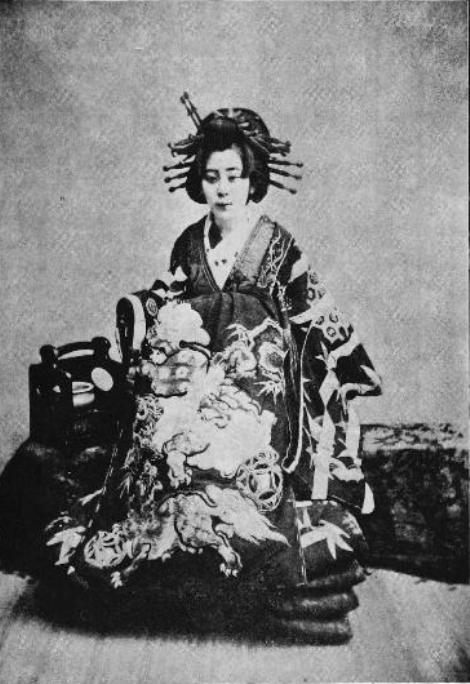 Photograph of an Oiran, circa 1900