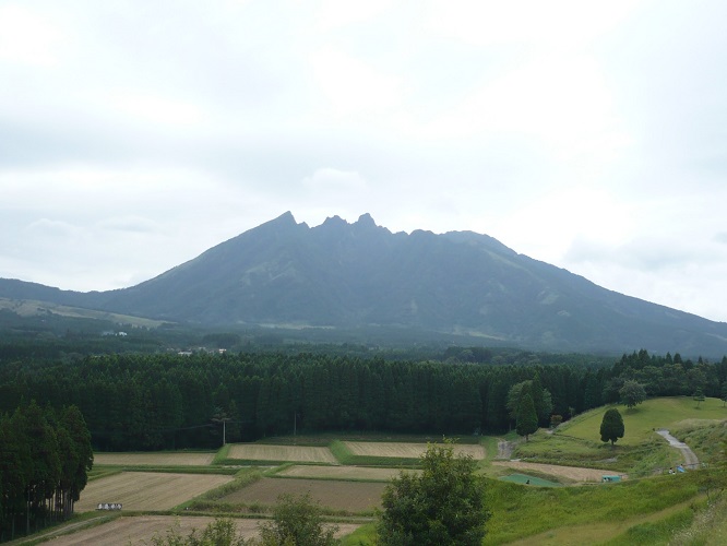 d2c0a08f-e194-4652-a100-b94faf11a018.jpg Mt.Aso