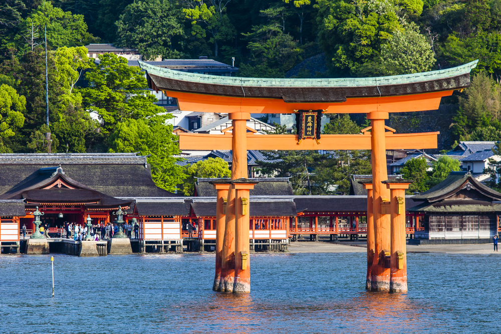 f847f997-f8c4-4597-907c-e1e19b7a552b.jpg Le torii flottant de Miyajima